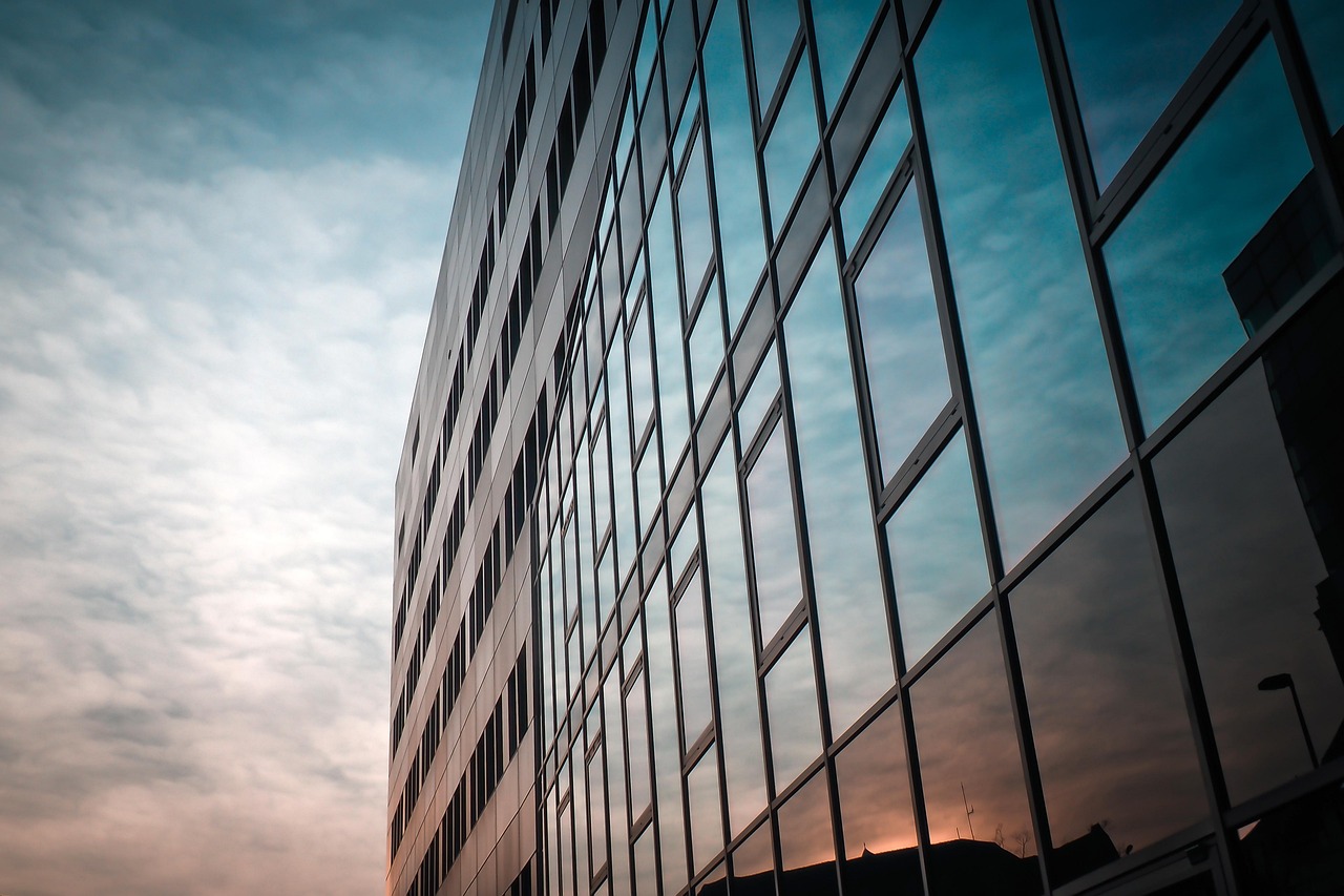 Apple MacBook Pro M5レビュー｜今が買い時？実際の使用感と価格動向を徹底解説